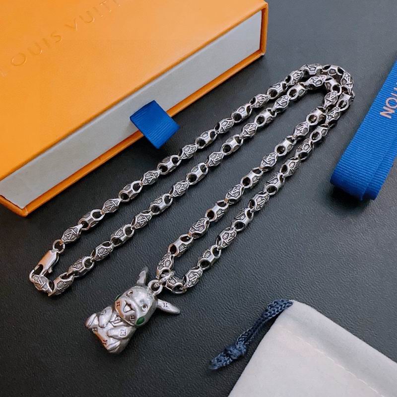 LV Necklace 01yxx302